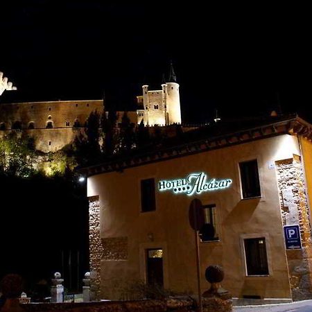 Hotel Alcazar Segovia Exterior photo